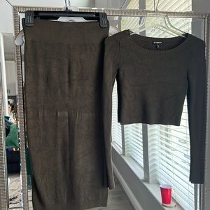 Women’s Express Olive Green Set